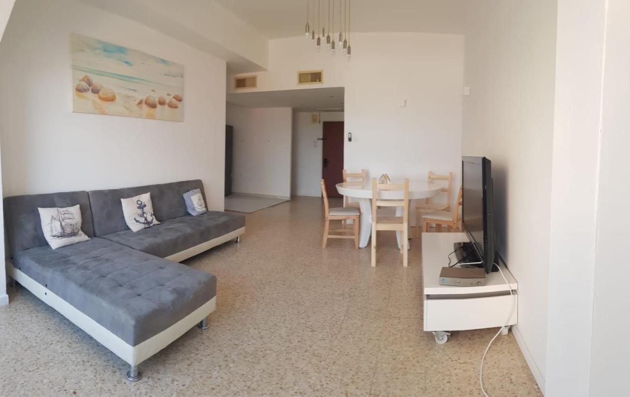Shantell Boutique Apartments Нетанья Екстер'єр фото