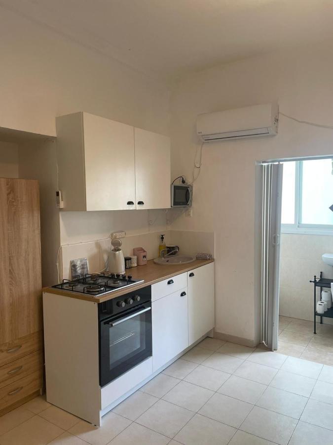 Shantell Boutique Apartments Нетанья Екстер'єр фото